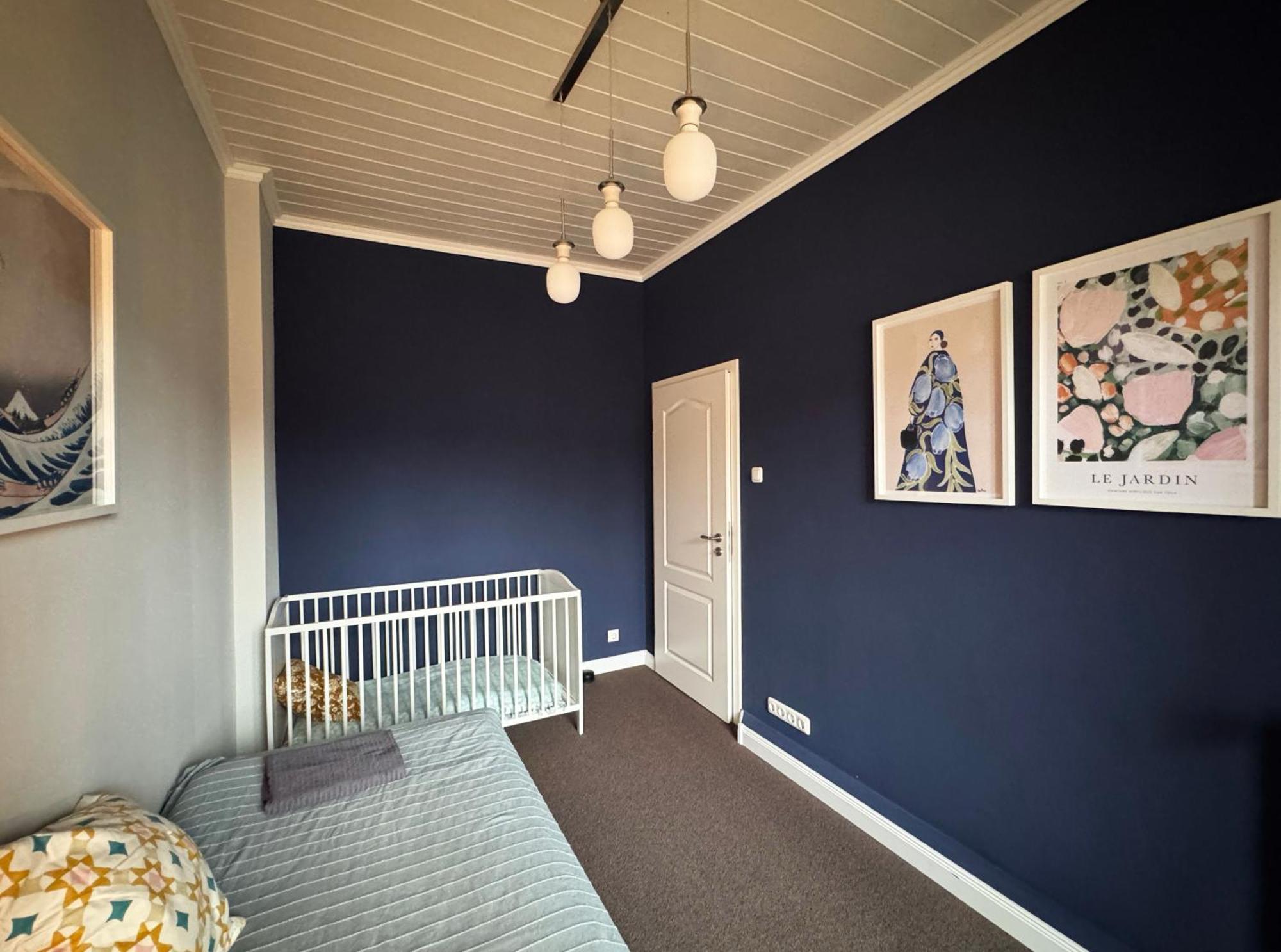 Huge With Sauna And Free Parking Apartment *
